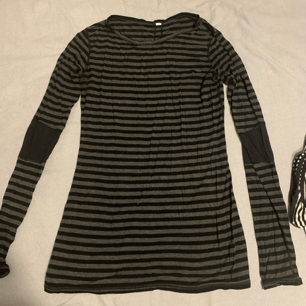 Lululemon long sleeve tshirt!